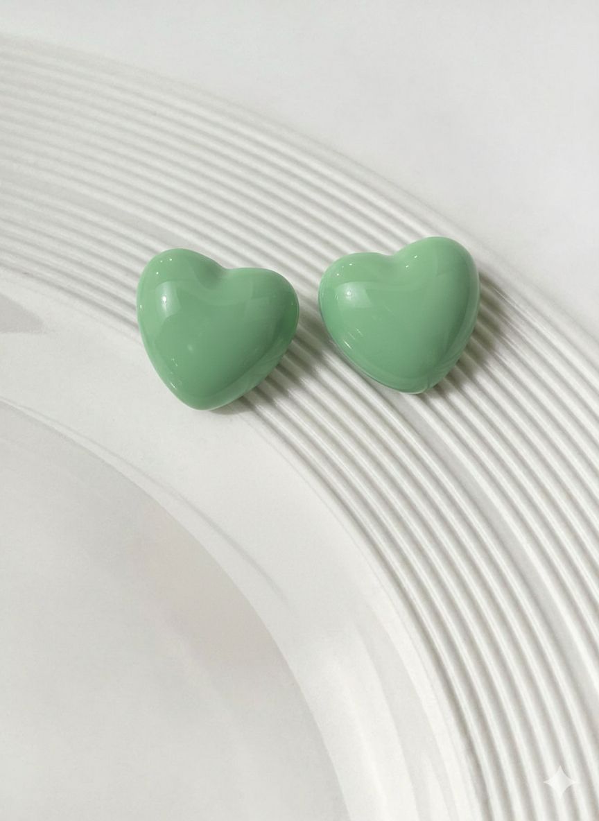 Mini Heart Studs