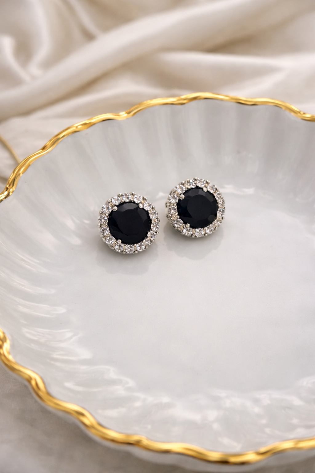 Midnight Royale Teardrop Necklace Set